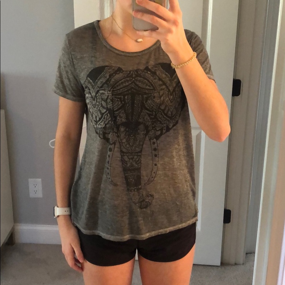 elephant tee